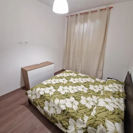 Achille Appartement *